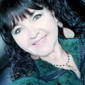 Meet your Posher, Veronica